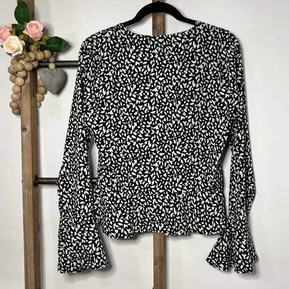 Missguided NWT‎ Long Sleeve Peplum Black White Blouse Size 10 - Picture 5 of 9